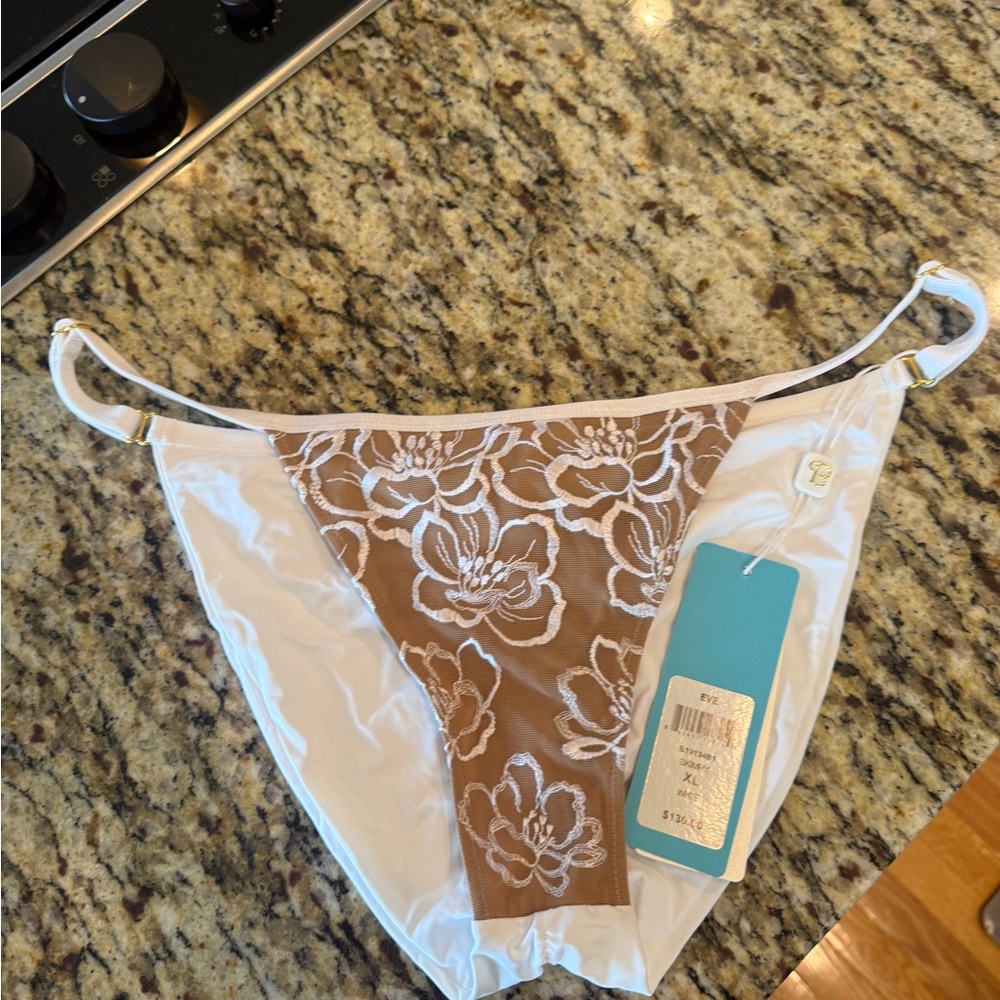 Beach Bunny White and Tan Bikini Bottom - Eve